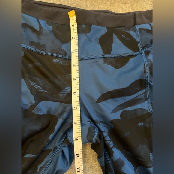 Lululemon Full Length Jumbo Inky Floral Wunder Under Size 4 - Picture 12 of 16